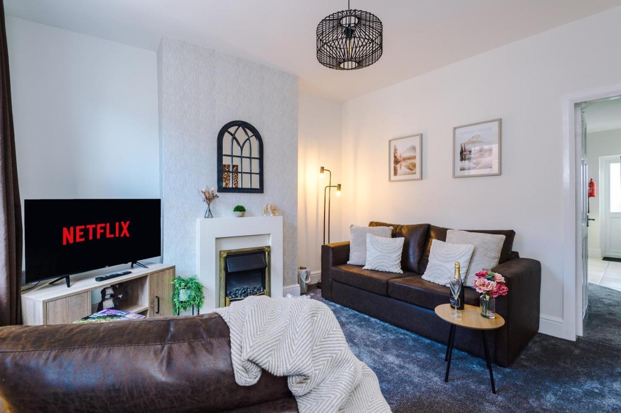 Bright 2-Bed Cottage In Chester By 53 Degrees Property, Ideal For Couples & Small Groups, City Centre - Sleeps 6 Luaran gambar