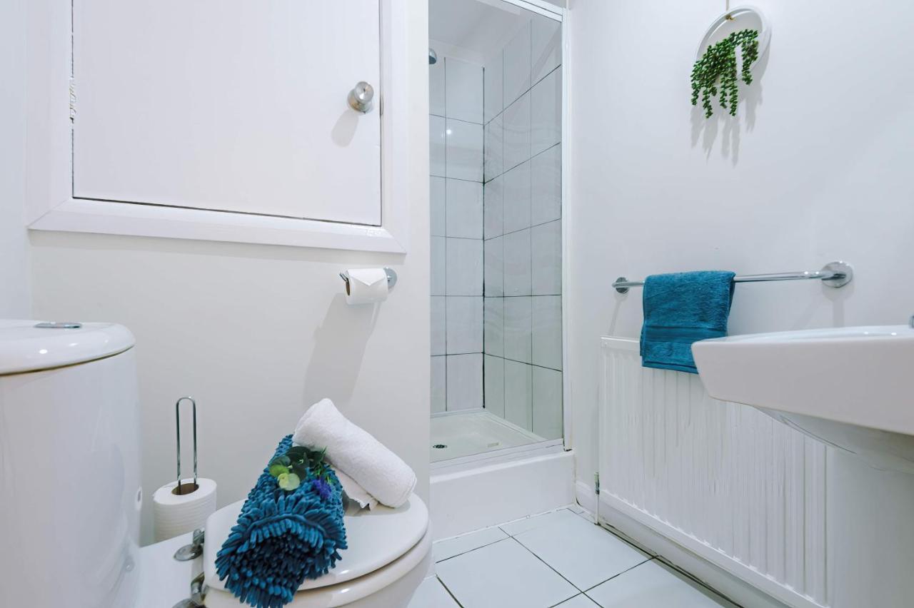 Bright 2-Bed Cottage In Chester By 53 Degrees Property, Ideal For Couples & Small Groups, City Centre - Sleeps 6 Luaran gambar